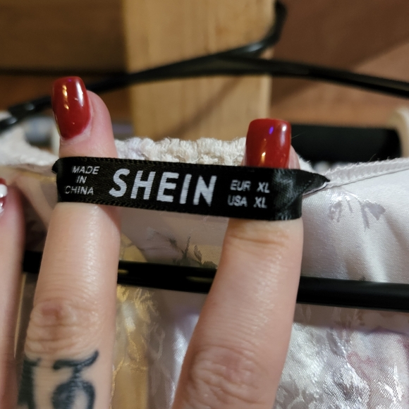 Shein silk front tie blouse - Picture 2 of 2